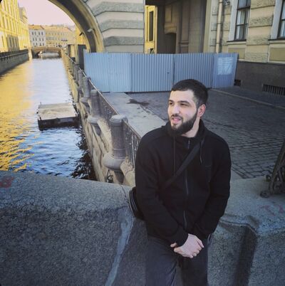  Lambeth,   Shaxruz, 22 ,   ,   