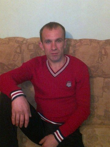  ,   Leo, 46 ,   ,   , c 