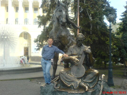  ,   Ivan, 41 ,  