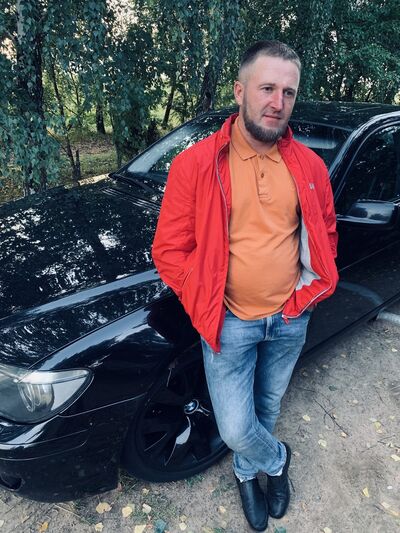  ,   Vadim, 38 ,   