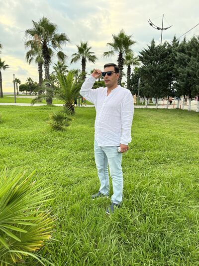  ,   Artur, 38 ,   ,   