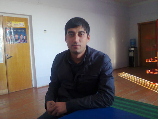  ,   Dima, 39 ,   