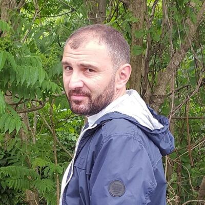  ,   Gio, 43 ,   ,   , c 