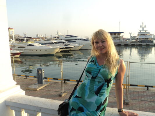  ,   Alise, 44 ,   ,   , c 