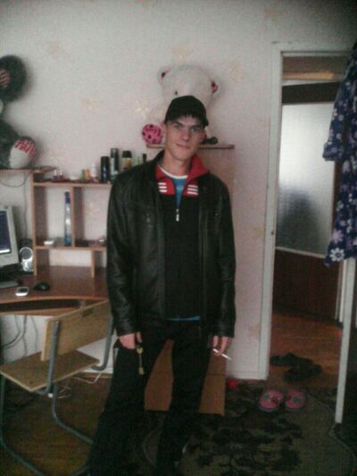  ,   Maxim, 34 ,   ,   , c , 