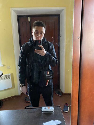  ,   Daniel, 24 ,   ,   