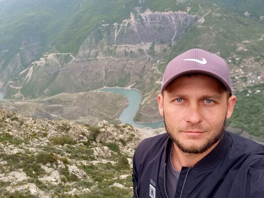  ,   Ivan, 36 ,   ,   