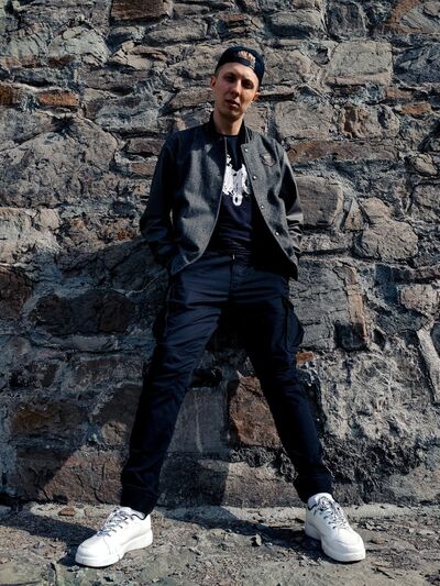  ,   Dmitry, 33 ,   ,   , c , 