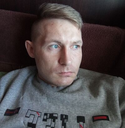  ,   Denis, 33 ,   ,   