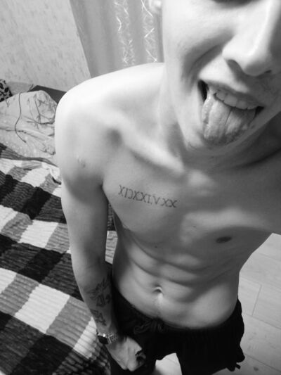  ,   Denys, 26 ,   ,   , c 