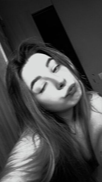 -,   Nelli, 25 ,   