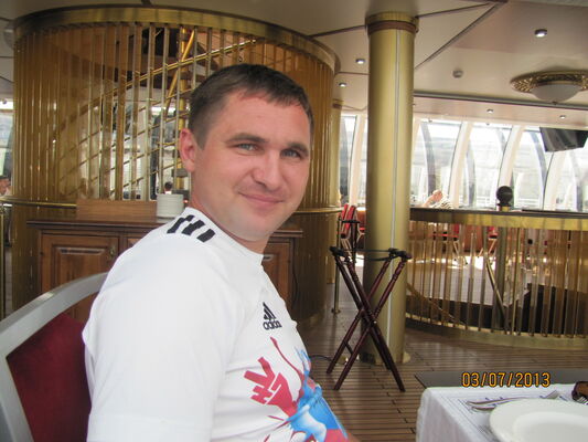  ,   Sasha, 40 ,   