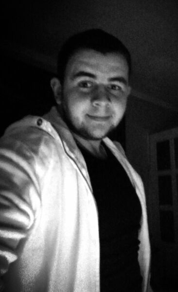  ,   Anton, 31 ,   
