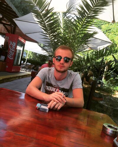  ,   Seruy, 30 ,   