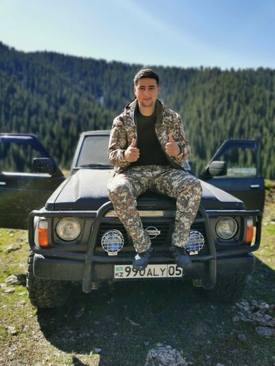  ,   Aziz, 31 ,  