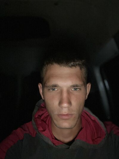  --,   Andrey, 24 ,   