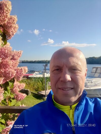  ,   Anton, 53 ,   ,   