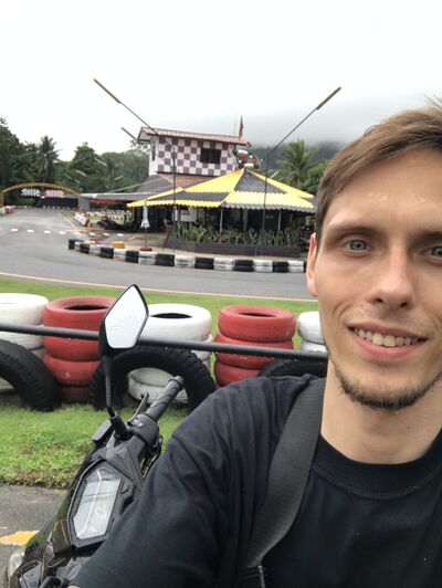  Phuket,   Dima, 27 ,   ,   , c , 