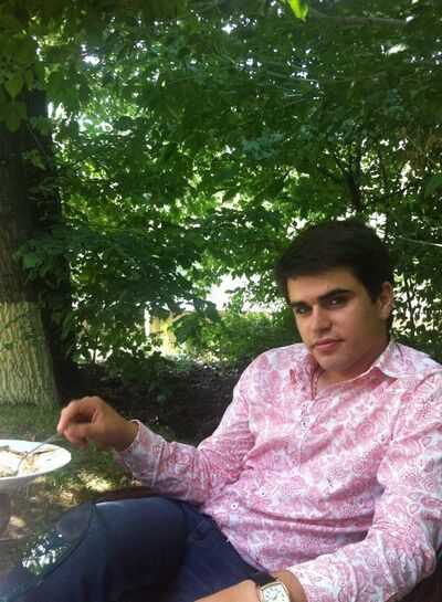 ,   Artur, 40 ,   
