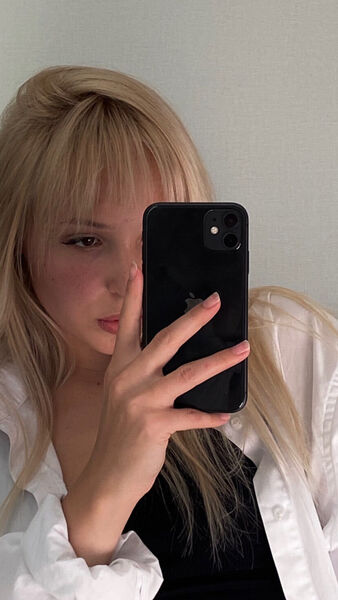  ,   Alina, 21 ,   c 