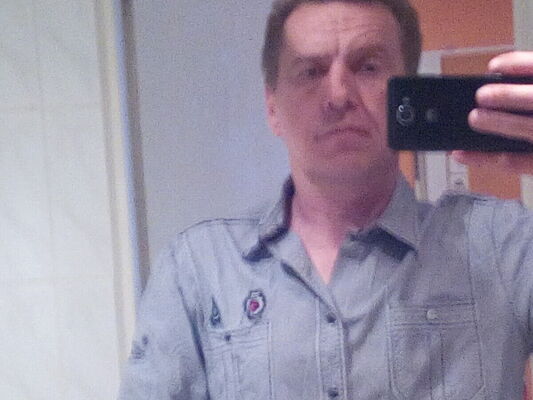  ,   Viktor, 54 ,   ,   , c 