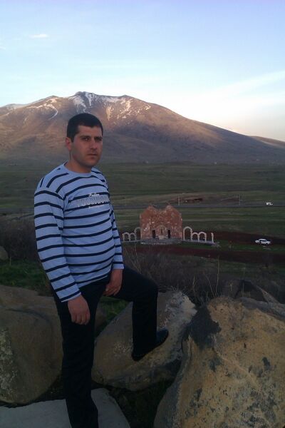  ,   Vardan, 44 ,   ,   , c 