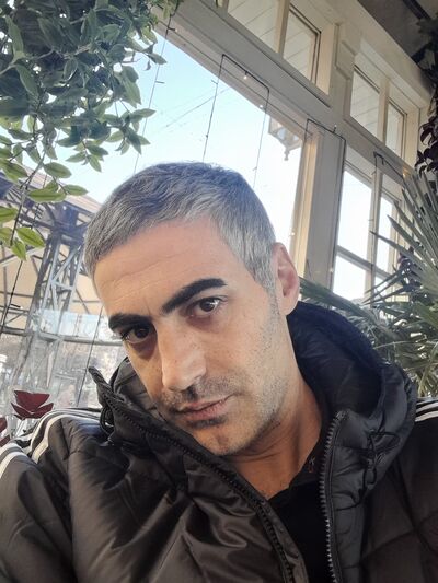  ,   Raf, 44 ,   ,   