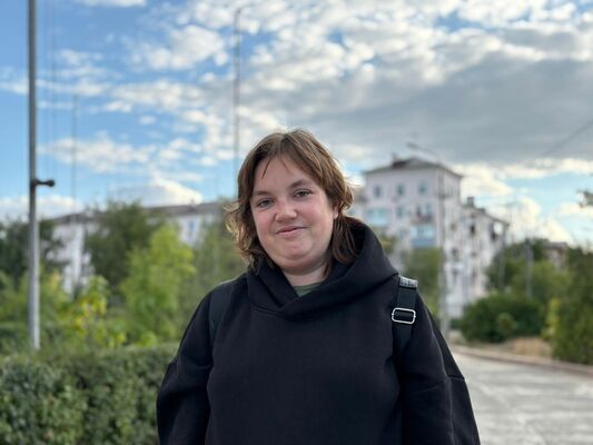 ,   Yulia, 28 ,   ,   , c , 