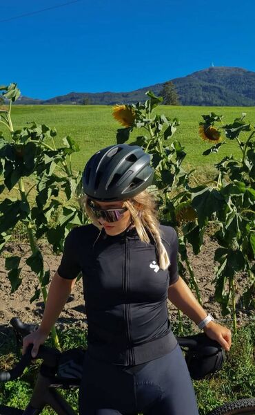  Koeln,   , 29 ,     , c , 