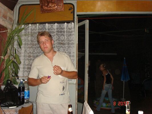  ,   Dmitrij, 42 ,   ,   , c 