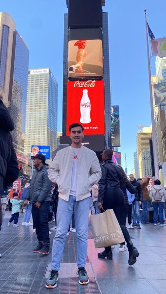  New York City,   Bek NYC, 27 ,   ,   , c 