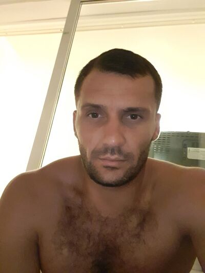  ,   Leon, 35 ,   ,   , c 