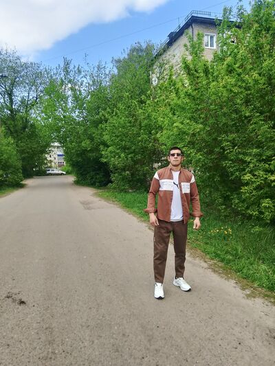  ,   Urinboy, 21 ,   ,   