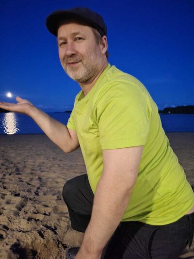  ,   Denis, 49 ,     , c , 