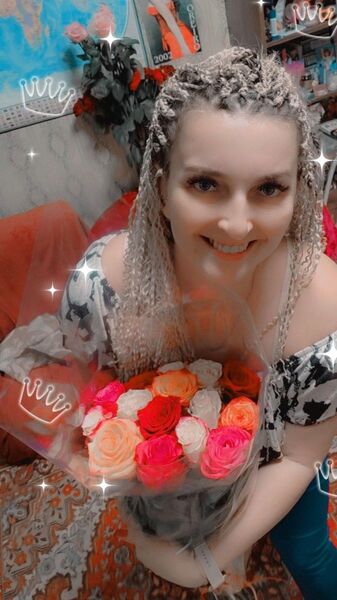  ,   Roxie, 35 ,   ,   , c , 