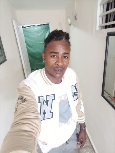  ,   Yosniel, 45 ,   ,   