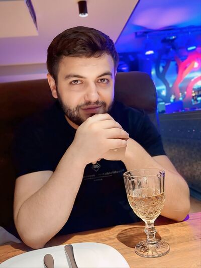  ,   Salif, 27 ,   ,   