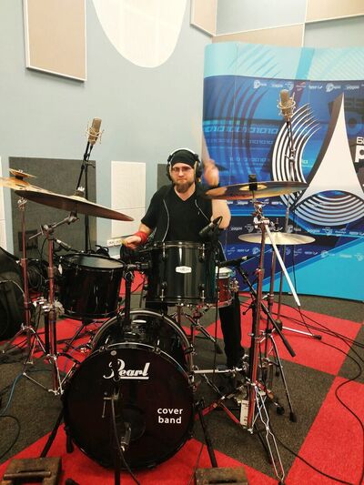  ,   Dima, 37 ,   ,   