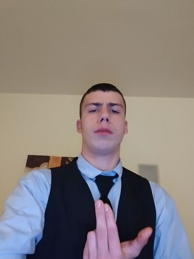 ,   Artem, 20 ,   ,   