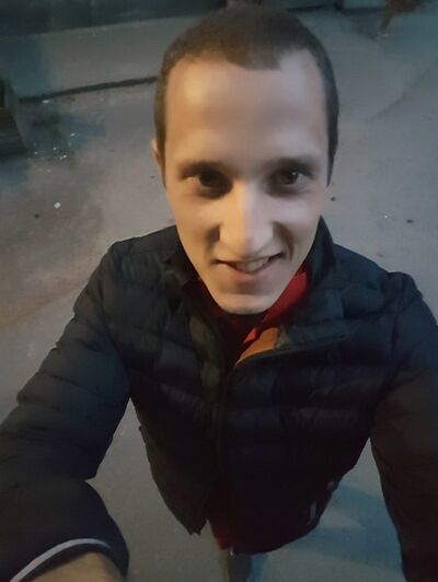  ,   Denis, 33 ,   , c 