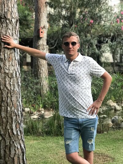  Palais-Bourbon,   Alexey, 40 ,   ,   