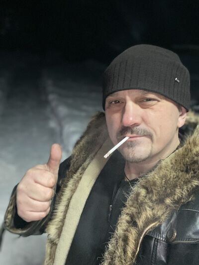  ,   Alex, 41 ,  