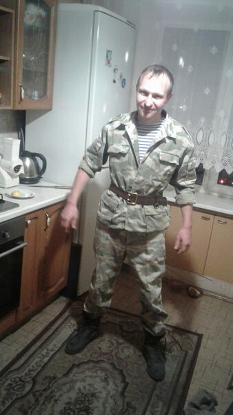  ,   Anton, 46 ,     , c 