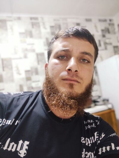  ,   Maga, 28 ,   ,   