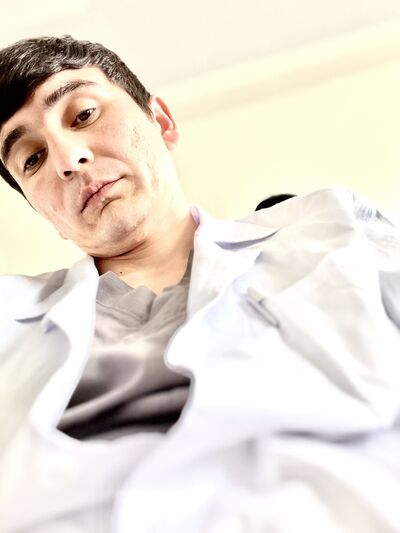  ,   Bexruz, 28 ,   ,   