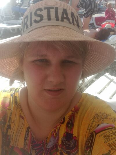  ,   Alexandra, 37 ,   ,   , c , 