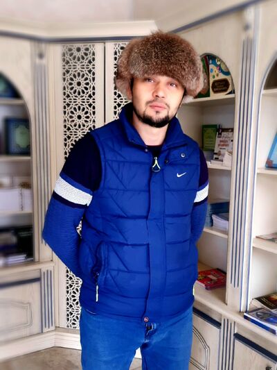  ,   Alisher, 38 ,   ,   