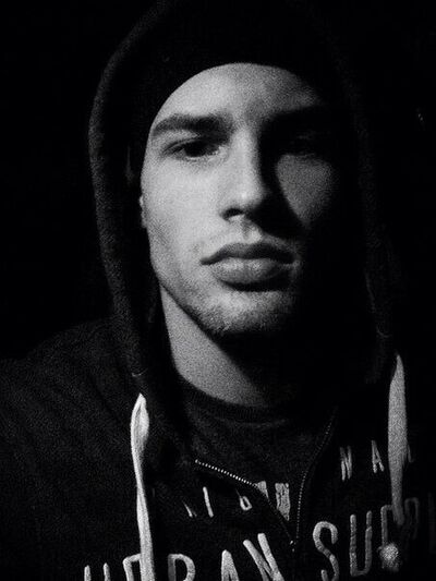  -,   Artem, 34 ,   ,   