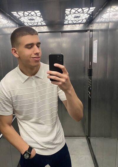  ,   Gregory, 22 ,   ,   