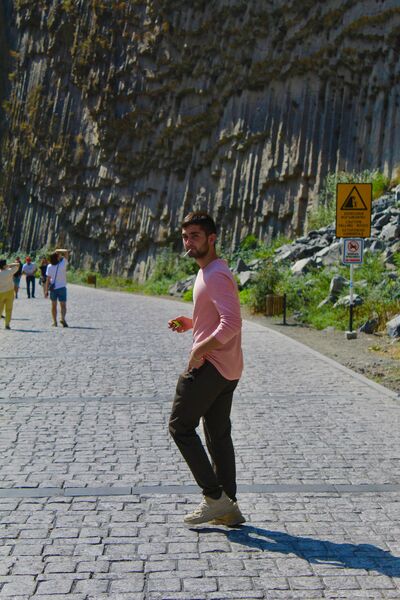  ,   Alen, 23 ,   